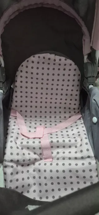 Cochecito de muñecas gris y rosa