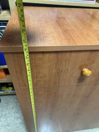 Mueble de madera con colchon plegable