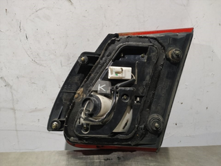 PILOTO TRASERO DERECHO INTERIOR NISSAN ALMERA (N1