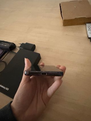 Samsung Galaxy S23 + Accessori