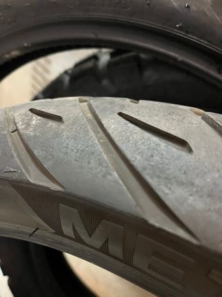 Neumático Metzeler delantero 120/70r19