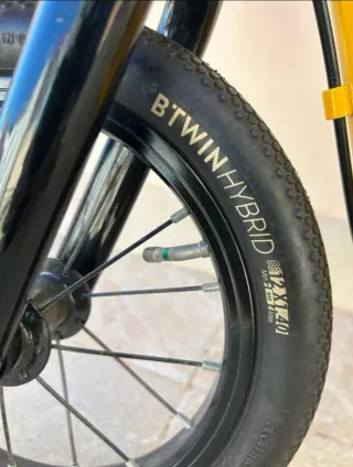 Bici sin pedales amarilla Decathlon 1-4 años