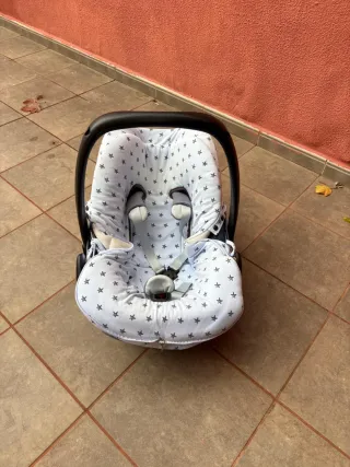 Portabebés con estrellas. Marca Bebeconfort