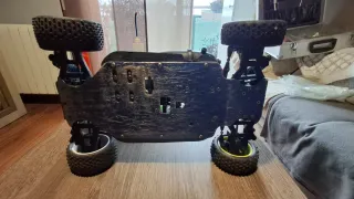 Coche Rc gasolina escala 1/10.