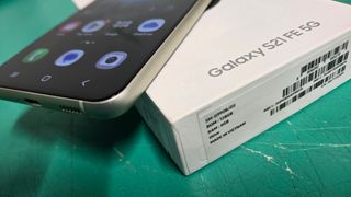 Samsung Galaxy S21 FE 128GB Verde