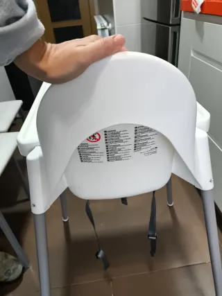 Trona IKEA con funda