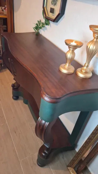 Consola antigua · pieza única de carácter