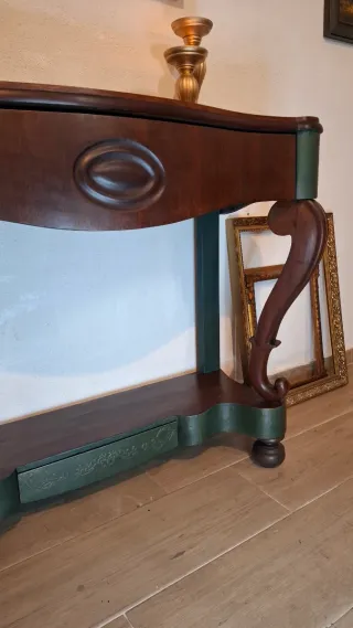 Consola antigua · pieza única de carácter