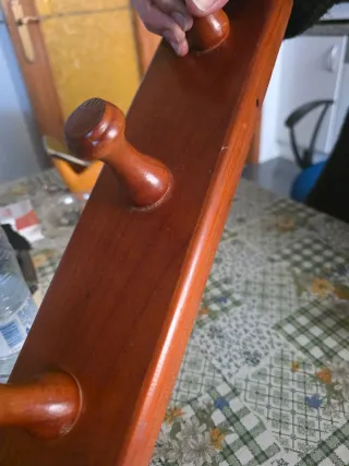 Perchero de madera