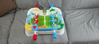 Futbolín infantil de juguete