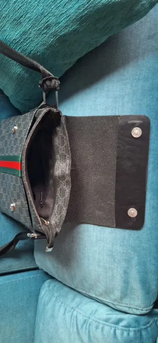 Riñonera Gucci Negra y Multicolor lote 2