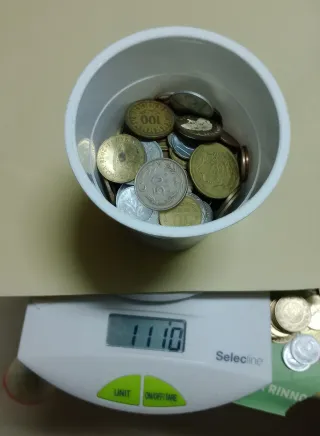 Oltre un chilo di monete vari stati