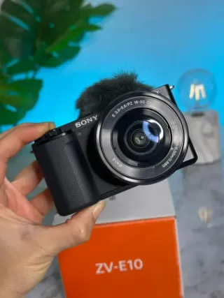 Sony ZV-E10 COMO NUEVA