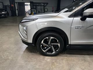 Mitsubishi Eclipse Cross 2.4 PHEV Kaiteki Auto 4WD