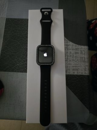 Apple Watch SE 40mm Negro con Bisel Brillante