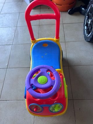 Correpasillos infantil con volante