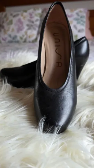 Zapatos Unisa Negros