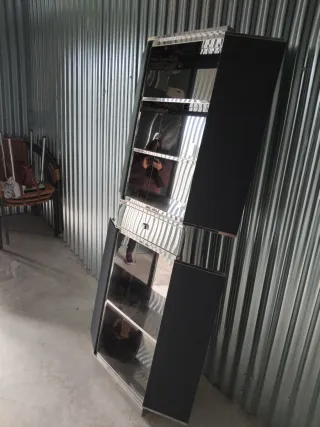 Armario de baño plateado