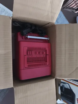 Televisor Portátil Hinari VideoPocket 6''  Vintage