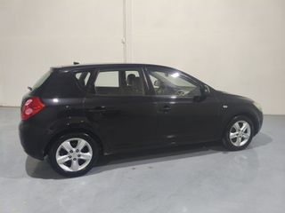KIA Ceed 2008