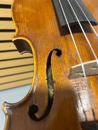 Violín antiguo, copia Amati