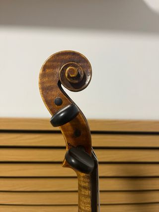 Violín antiguo, copia Amati