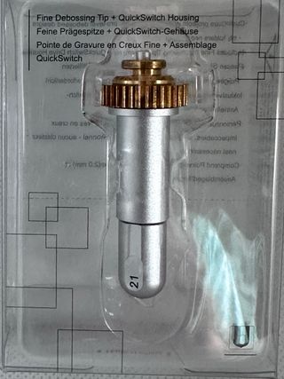 Punta de repujado fina + Carcasa QuickSwitch