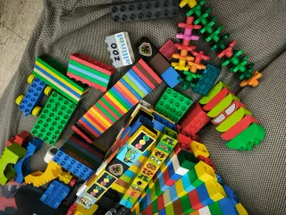 Caja Grande de piezas de construcción tipo legos