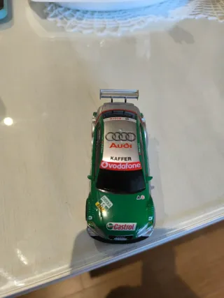 Coche Scalextric Audi A4 DTM Castrol
