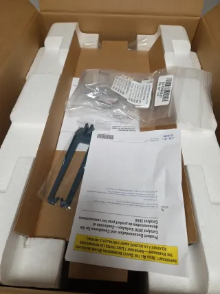 Switch Cisco WS-C3650-24PDM-L Nuevo