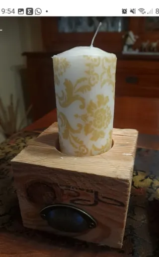 Portavelas industriales con vela