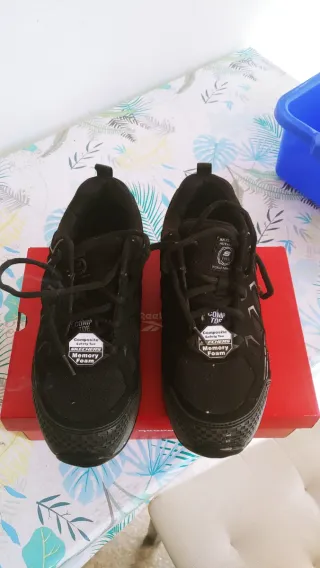 Zapatillas Skechers Trabajo Negras