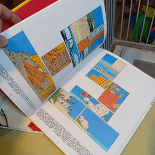 Caja Comics Derechos Humanos. Ikusager