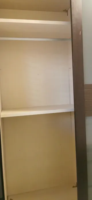 Armario puertas correderas madera y cristal