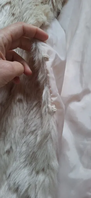 Abrigo pelo Lefties mujer