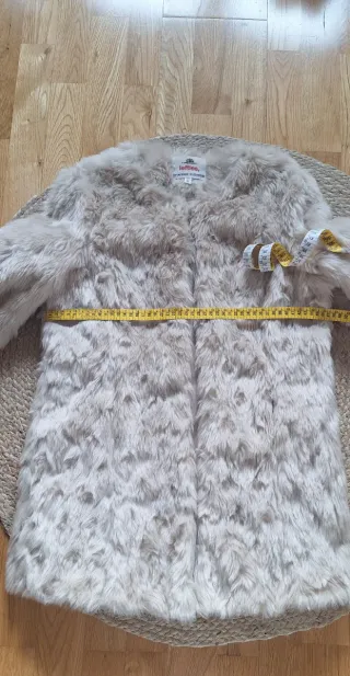 Abrigo pelo Lefties mujer