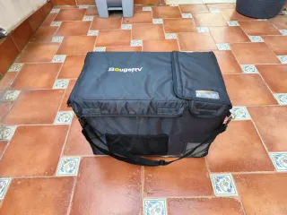 Nevera Portátil Bouge 29L con Batería