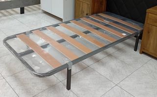 *Somier* Metálico y Láminas. Práctico. ¡EN OFERTA!