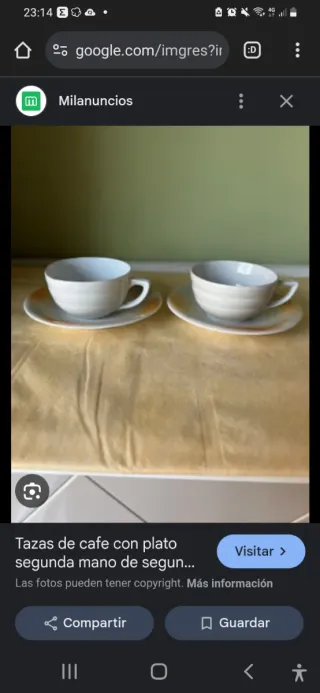 Tazas de café con plato