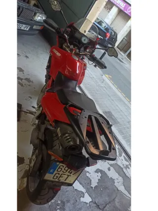 Ducati Multistrada del 2008 tiene 78000 km.