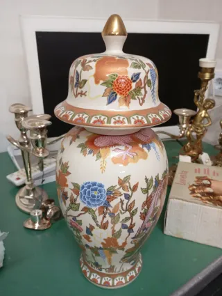 Jarrón de porcelana multicolor