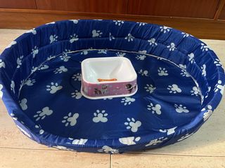 Cama para perro con comedero