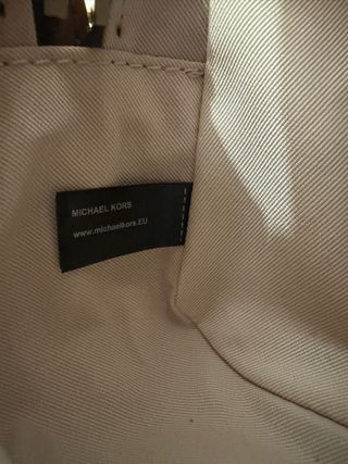 Bolso Michael Kors Marrón y Dorado.