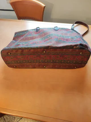 Bolso de viaje estampado