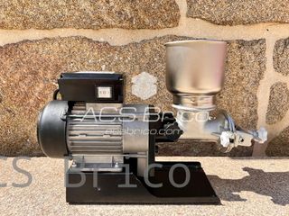 Molino Triturador Maíz Seco y Húmedo Arepas Eléctrico 1 Hp - 00808 - GARHE