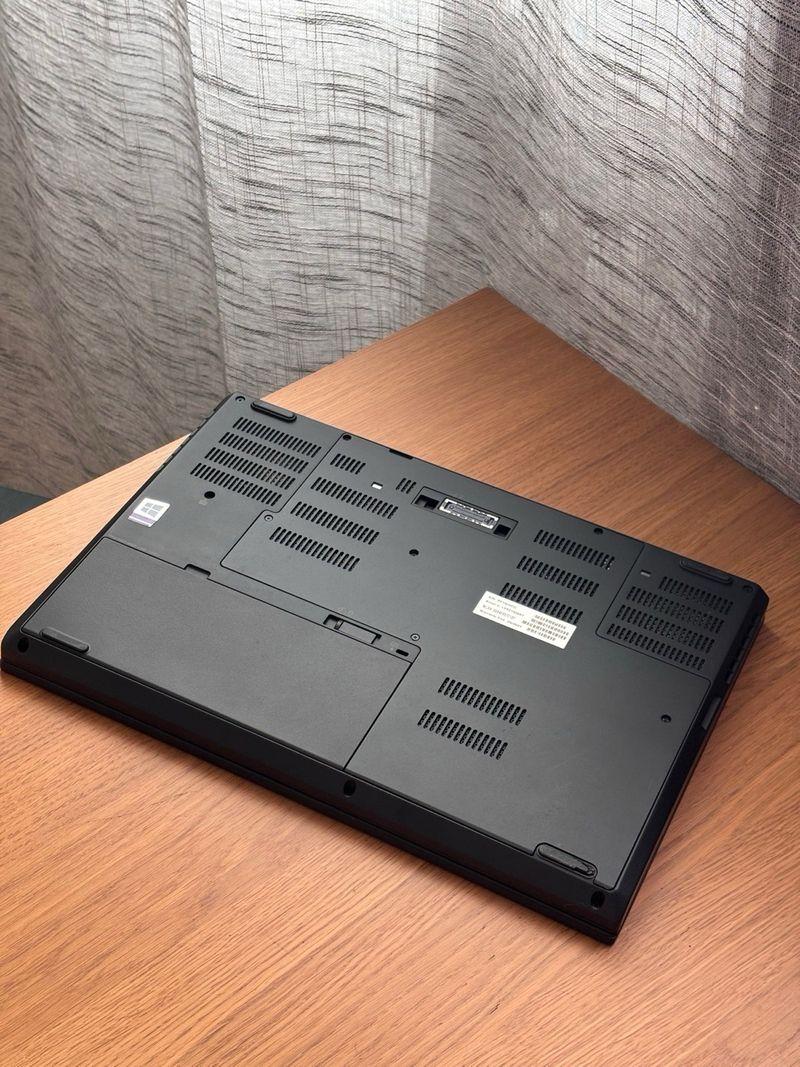 Lenovo Thinkpad P51 i7 7820HQ - 16GB -M2200M 4GB afbeelding 4