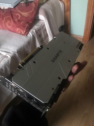 Tarjeta Gráfica Gigabyte RTX 2080 Super Blanca