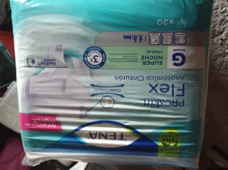 Grande, paquetes  de 20uds. caja 80 unidades.