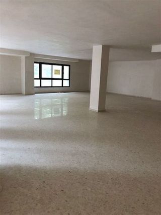 Local comercial en alquiler en Piscinas en Villarreal