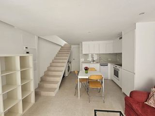 Dúplex en alquiler en Berruguete en Madrid